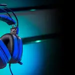 Nitho Titan PRO 7.1 Surround Gaming Headset with Cardioid Microphone Over-Ear Wired Gaming Headphones with RGB LED Black